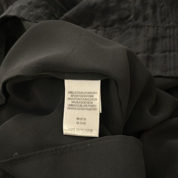 BCBGMAXAZRIA VNECK RAYON & SILK MINI DRESS BLACK M - Picture 3 of 4